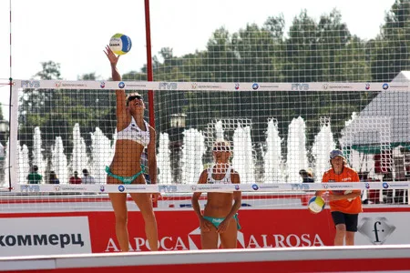 Beach volleyball at Poklonnaya Gora. Кадр 5