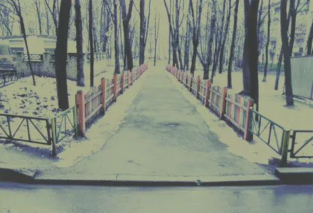 March. Кадр 6