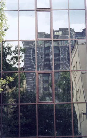 Mirror Moscow. Кадр 3