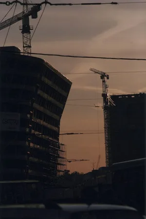 At dawn. Кадр 1