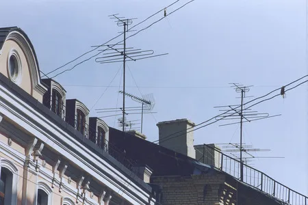 The roofs. Кадр 14