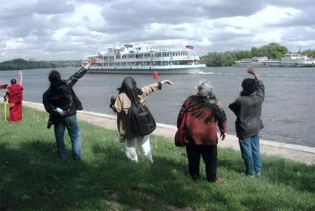 Театр Зингаро: последний день в Москве. Кадр 8