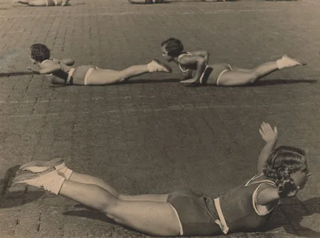 Photo conflicts, photo travels and photo temptations of Alexander Rodchenko. Кадр 8