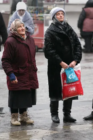 Персонажи Красной площади. Кадр 2