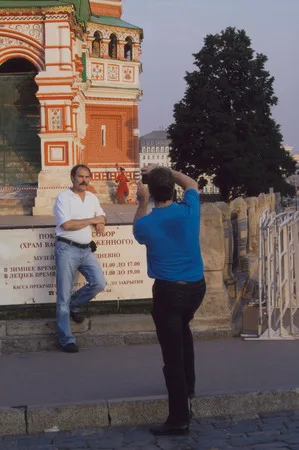 Посмотри в камеру. Кадр 3