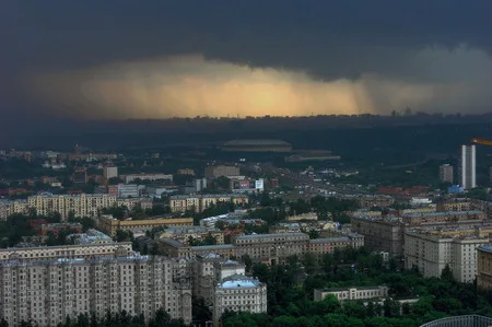 Московский дождь. Кадр 3