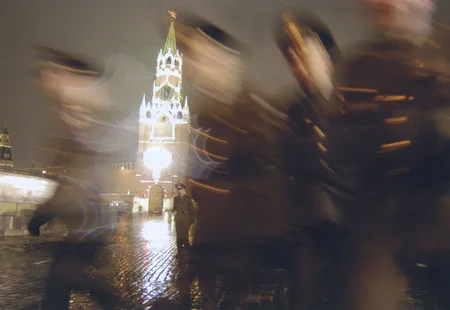 Moscow in epaulets. Кадр 8