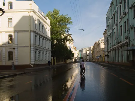 Provincial Moscow. Кадр 8