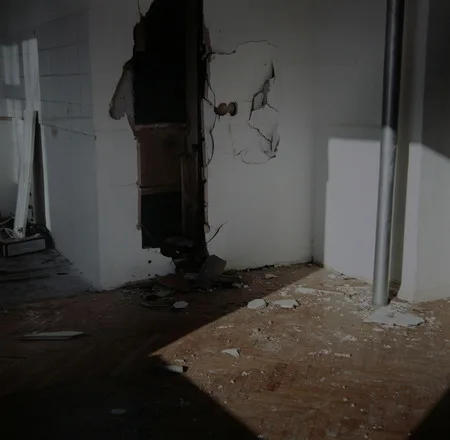 Demolition of five-stored buildings. Кадр 8