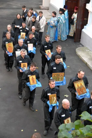 Sacred procession in Butyrka. Кадр 4