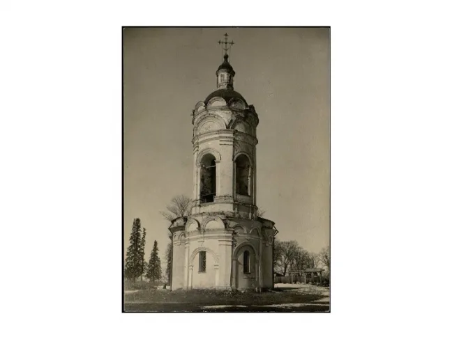 Photographer of Russian antiquity. Кадр 1