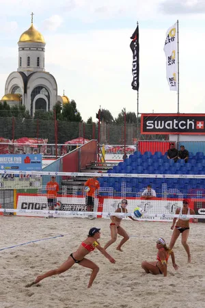 Beach volleyball at Poklonnaya Gora. Кадр 2