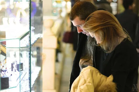 Charmed. Shopping like an art. Кадр 11