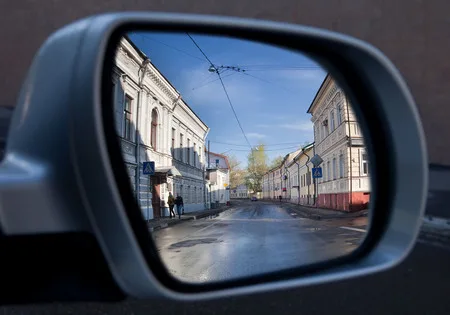 Moscow in a car mirror. Кадр 7