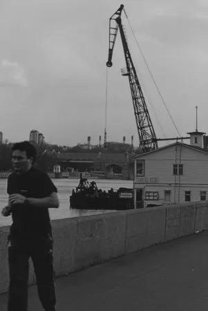 Порт и Люди. Кадр 2