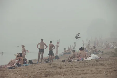 Smog above Strogino flood plain. Кадр 8