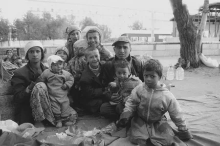 Лицо другой национальности. Кадр 14