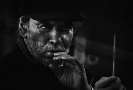 Lords of the Music. The characters and the moods from forte to piano. Кадр 1