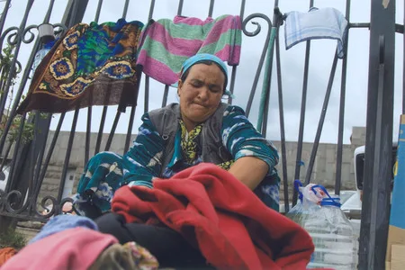 Moscow gypsies. Кадр 10