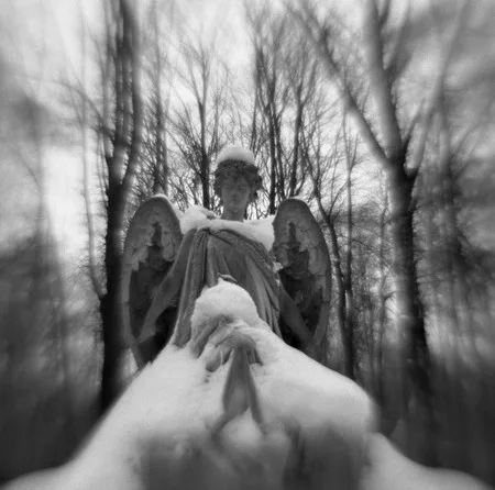 Little angels. Кадр 5