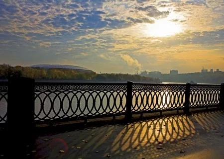 36 views of the Puddle or opening of Katsushika Hokusai monument in Moscow. Кадр 8