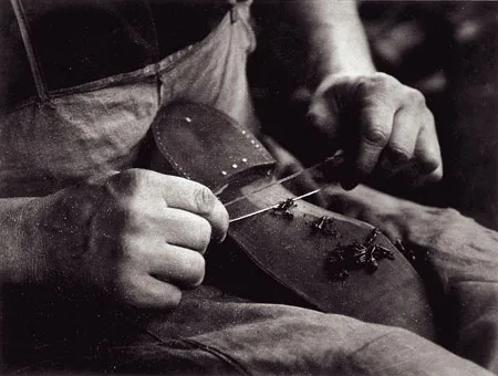 A New Look at Russian Photography, 1910s-1940s. Between Pictorialism and Constructivism. Кадр 10