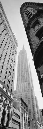 The verticals of New York. Кадр 3