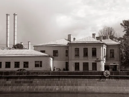 Набережная Москвы-реки. Кадр 10