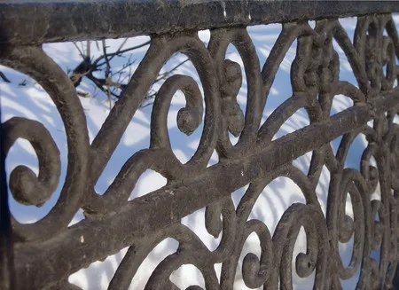 Cast lace. Кадр 5