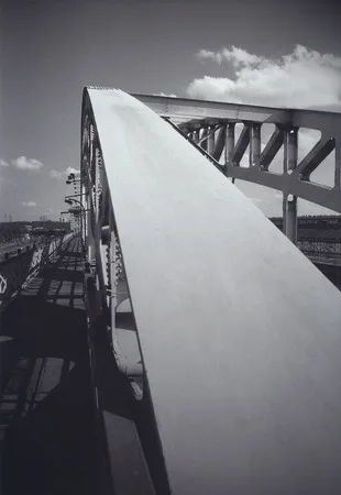 Krasnoluzhsky bridge. Кадр 1