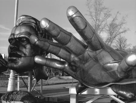 Last symbol of the Socialist realism. Кадр 5