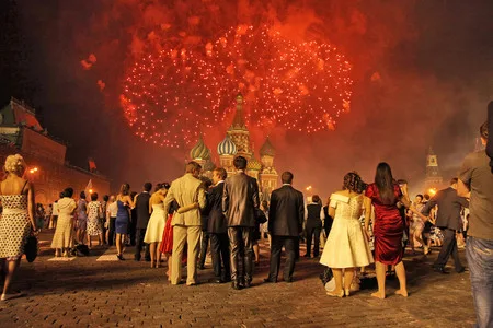 School-leavers 2010. Кадр 1