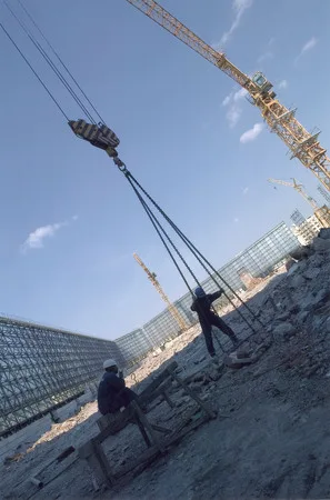 Гостиница Москва, продолжение следует. Кадр 25