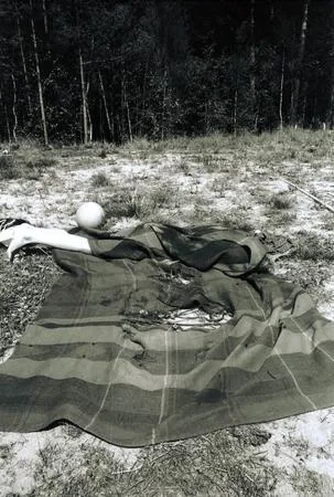 Photos for memory. Кадр 8