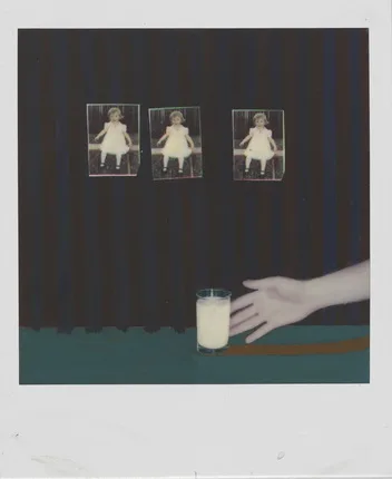 Polaroids. Кадр 2