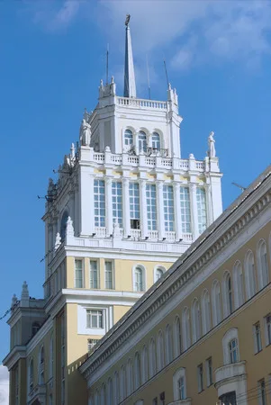 В поисках неба. Кадр 1