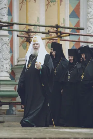 The bishop’s cathedral. Кадр 6