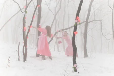 DE I/DESILLUSIONIST: Foggy forest. Кадр 4