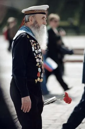 In memory, in persons, in hearts Day of the Victory — 2003. Кадр 9