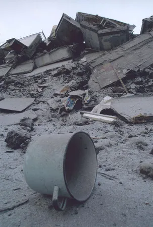 Destruction of the house on Nizhegorodskaya street. Кадр 1