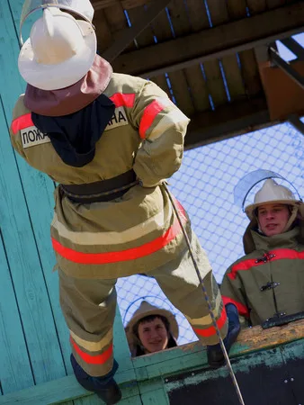 Fire man tranings. Кадр 3