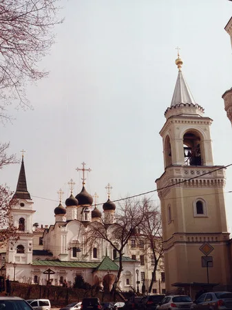 Дорога к храму. Кадр 3