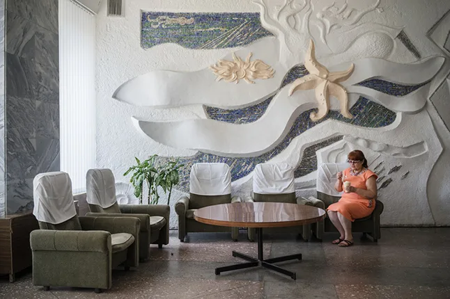 Vacations in soviet resorts. Кадр 2