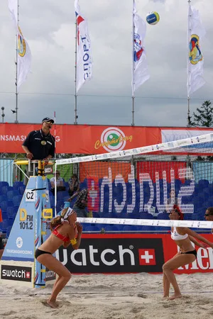 Beach volleyball at Poklonnaya Gora. Кадр 8
