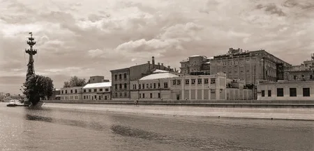 Москва река. Кадр 1