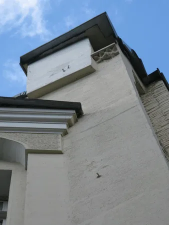 Cornices. Кадр 10
