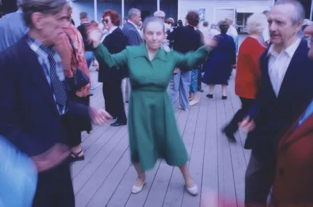 Let’s dance. Кадр 6