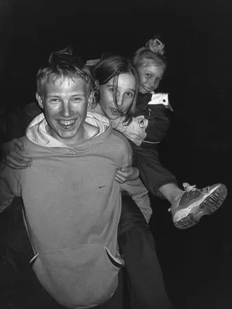 Fellow travellers. Кадр 1