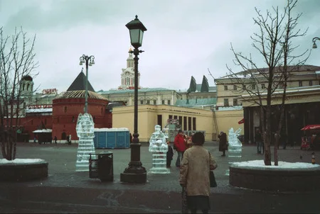 Moscow is under construction, reconstructed and has a good time. Кадр 11