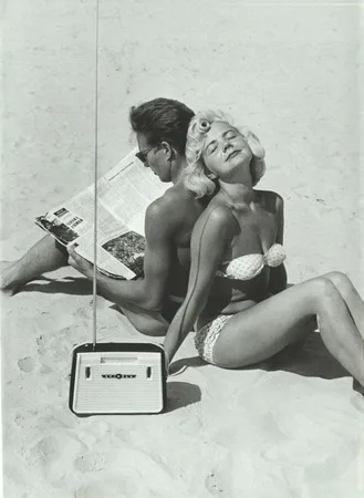 The beach romance. Кадр 3